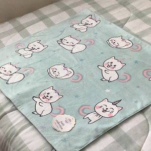 Serendipity Blushing & Smiling Unicorn Cats Velour Decorative Bath Towel